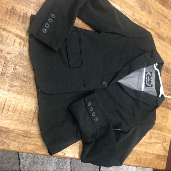 New dark grey women blazer in size medium with tag - Picture 2 of 3